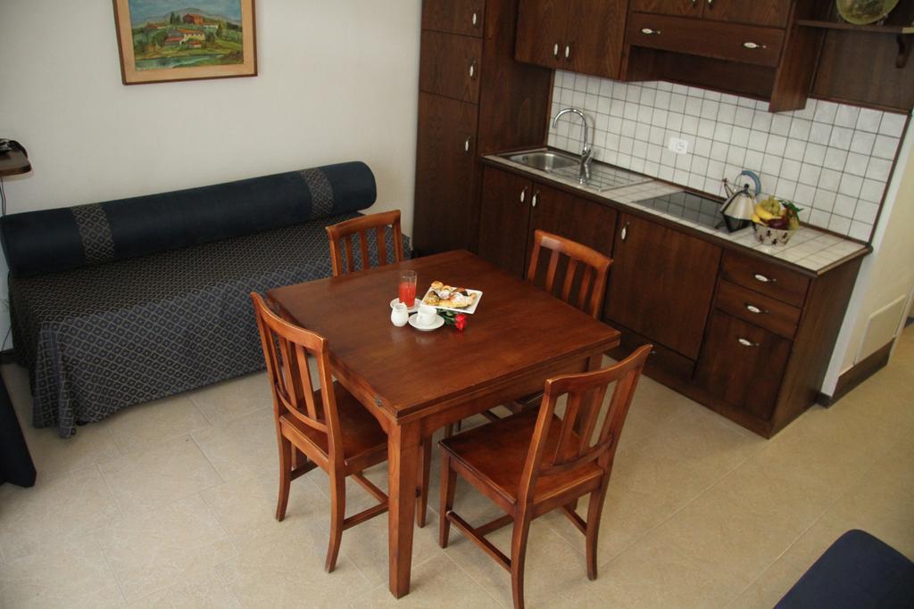 Residence I Due Pini Marina di Grosseto Rom bilde