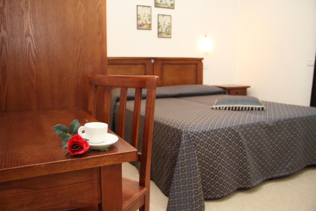 Residence I Due Pini Marina di Grosseto Rom bilde