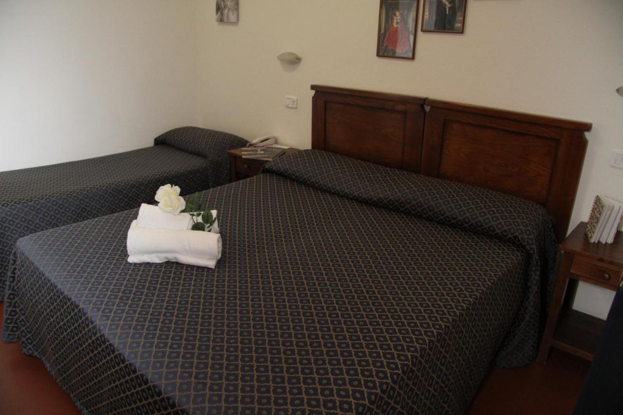 Residence I Due Pini Marina di Grosseto Eksteriør bilde